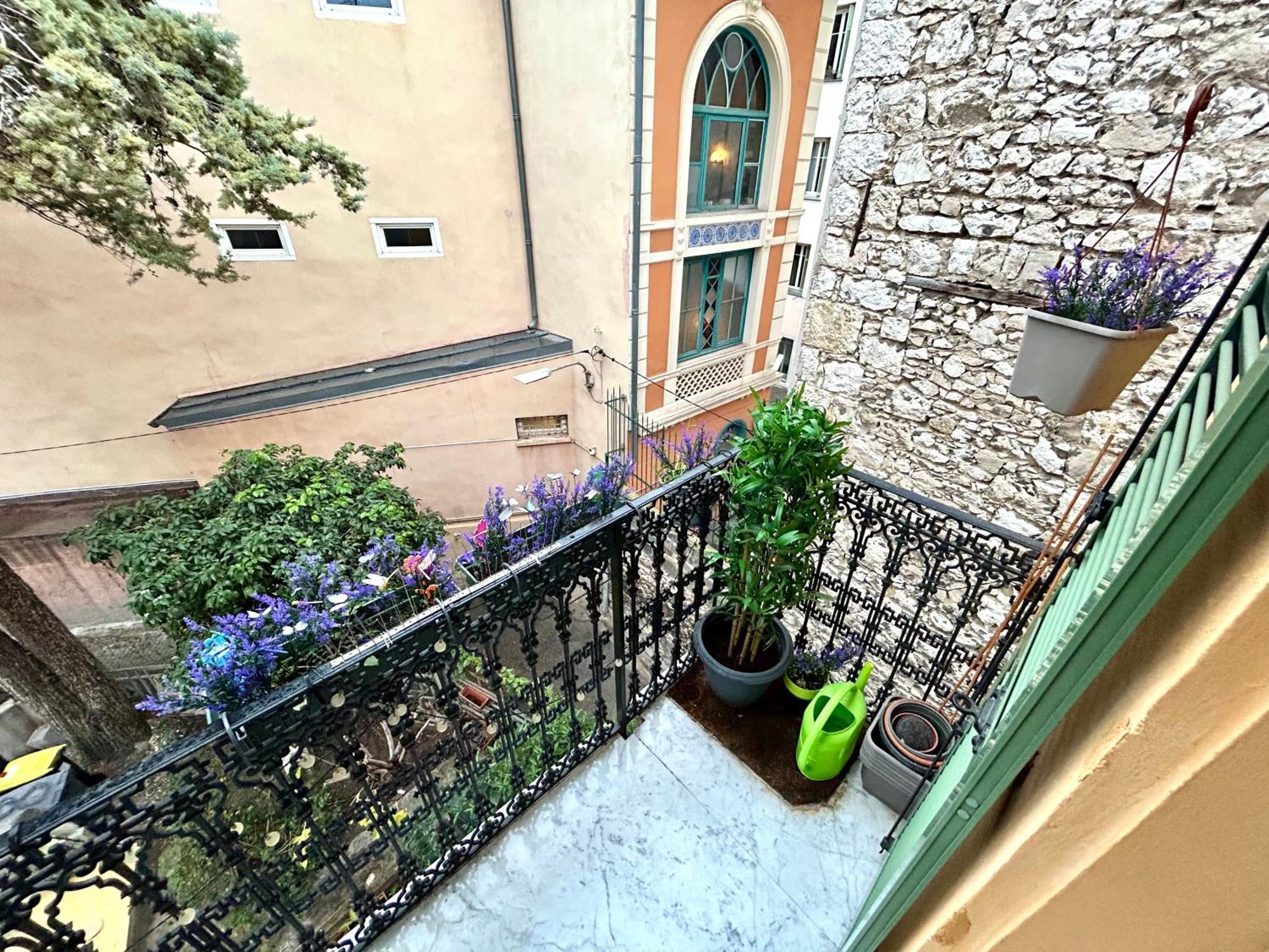 Lovely & Sunny Loft Heart Of Nice With A/C! Exterior photo