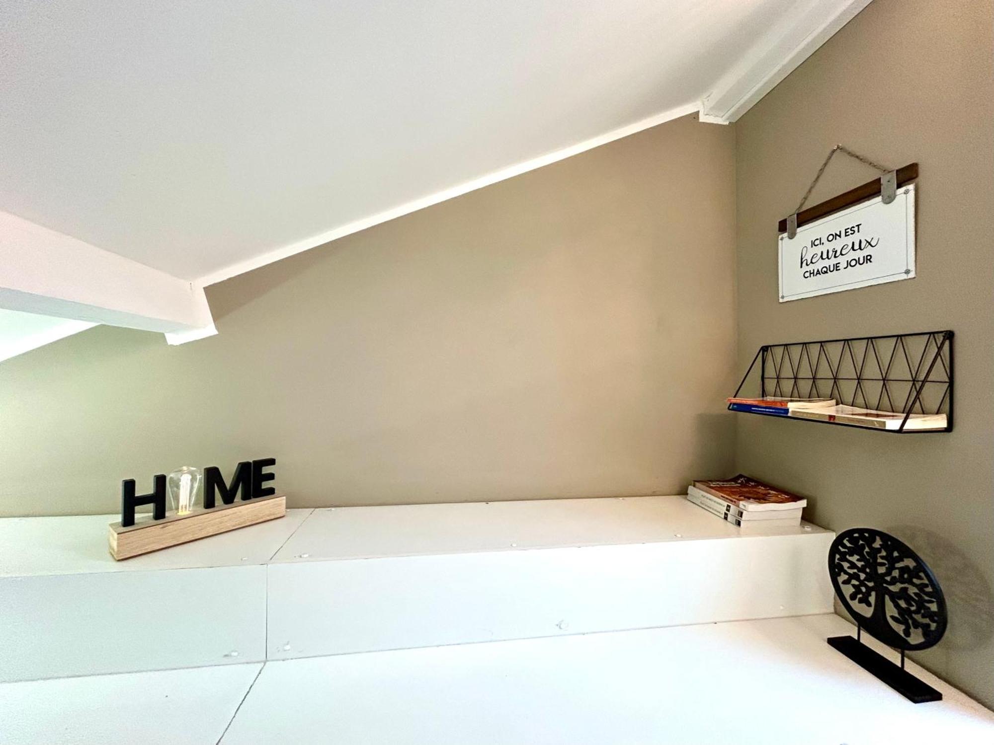 Lovely & Sunny Loft Heart Of Nice With A/C! Exterior photo