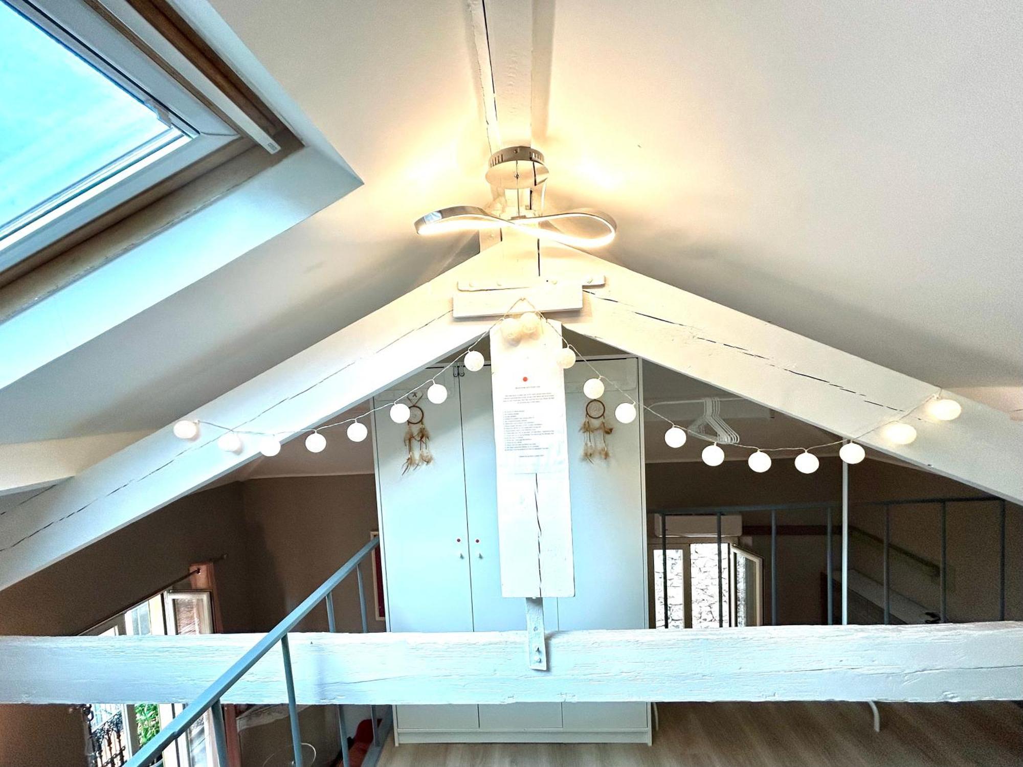 Lovely & Sunny Loft Heart Of Nice With A/C! Exterior photo